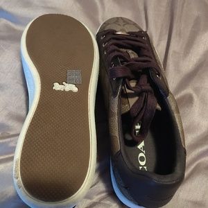 Women Coach shoes 8.5